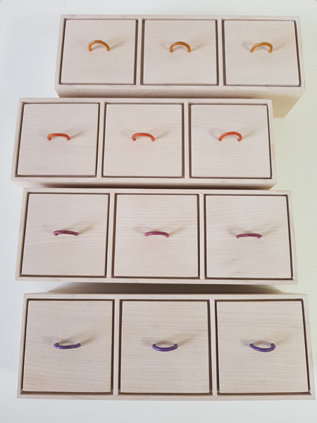KÄSTCHEN MIT 3 DECKELN KÄSTCHEN MIT 3 DECKELN