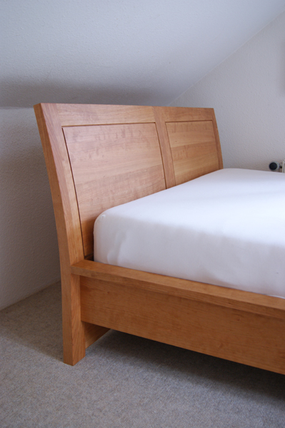BETT IN KIRSCHE BETT IN KIRSCHE
